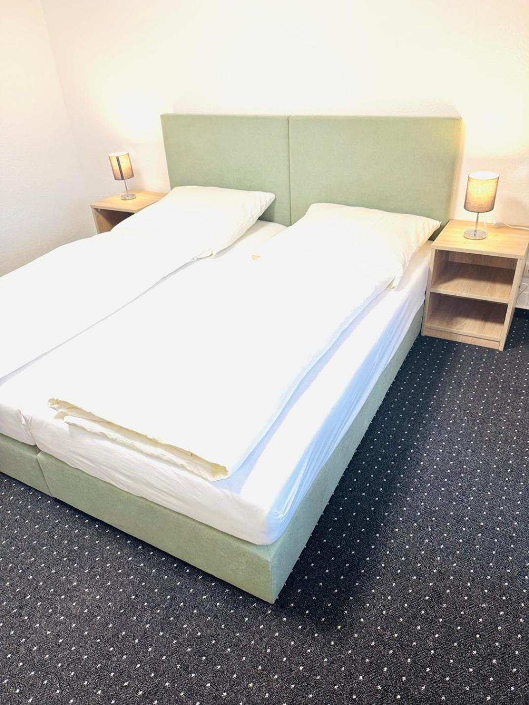 Hotel Am Weyerhof Kerpen  Kültér fotó